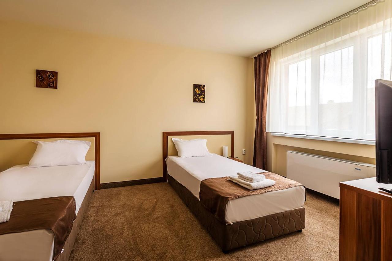 Family Hotel Bulgaria Kharmanli Extérieur photo