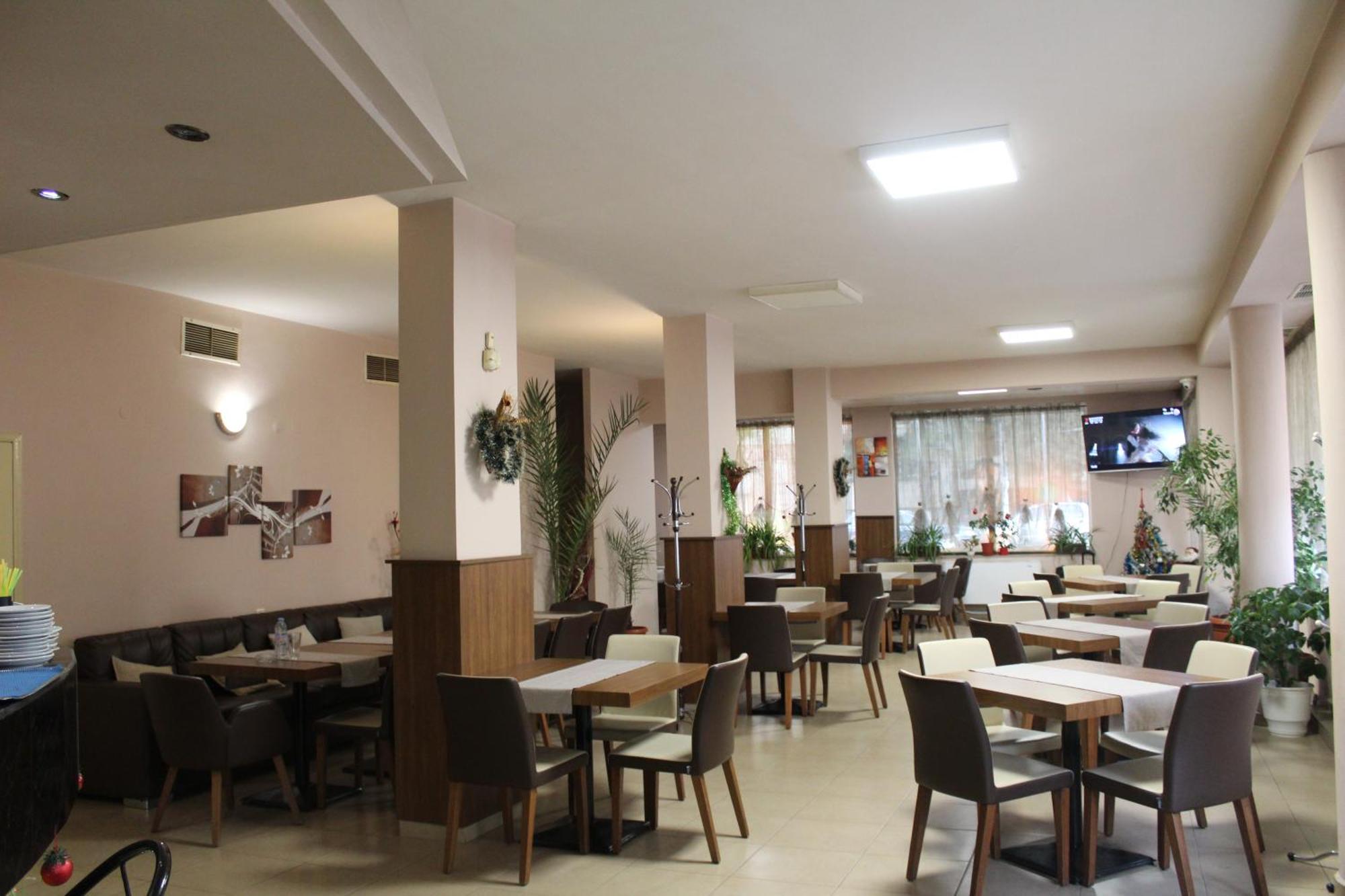 Family Hotel Bulgaria Kharmanli Extérieur photo